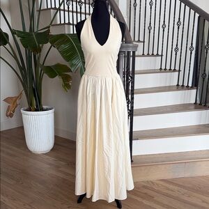 NWT Commense Elegant Cream Halter Maxi Dress (Medium)